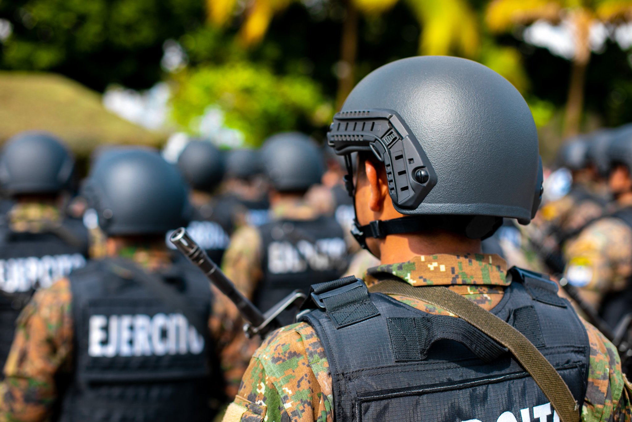 Gobierno entrega nuevo equipo de protección para la Fuerza Armada gobierno-entrega-nuevo-equipo-de-proteccion-para-la-fuerza-armada